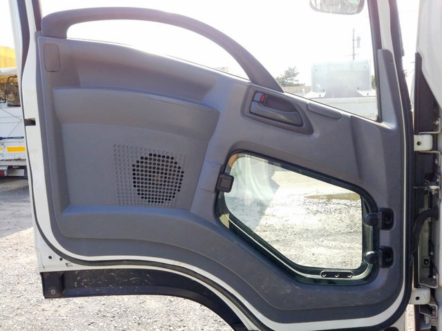 いすゞフォワードクレーン4段中型（4t）[写真30]