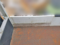 いすゞエルフ平ボディ小型（2t・3t）[写真13]