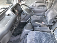 いすゞエルフ幌ウイング小型（2t・3t）[写真35]