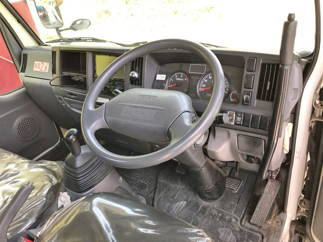 いすゞエルフ高所作業車小型（2t・3t）[写真33]