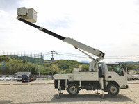 いすゞエルフ高所作業車小型（2t・3t）[写真09]
