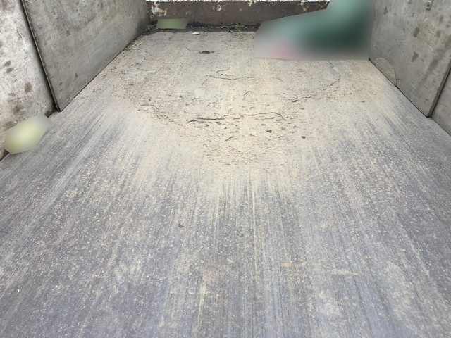 三菱ふそうキャンターダンプ小型（2t・3t）[写真10]