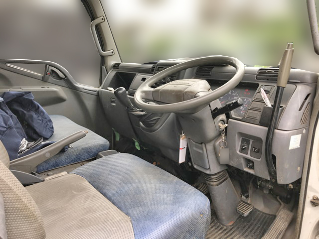 三菱ふそうキャンターダンプ小型（2t・3t）[写真26]