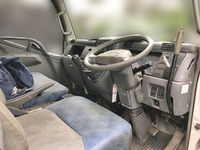 三菱ふそうキャンターダンプ小型（2t・3t）[写真26]