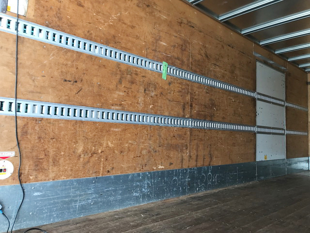 UDトラックスコンドルアルミバン中型（4t）[写真14]