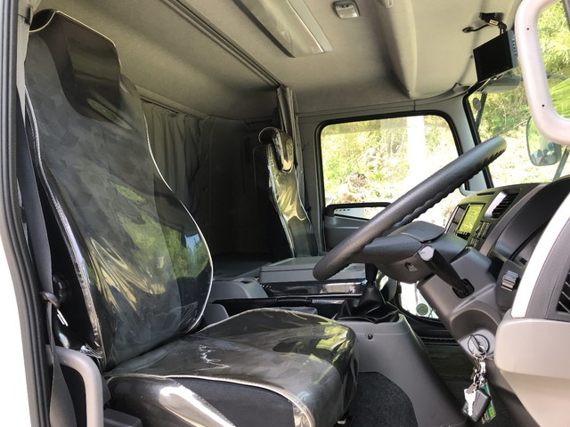 UDトラックスコンドルアルミバン中型（4t）[写真31]