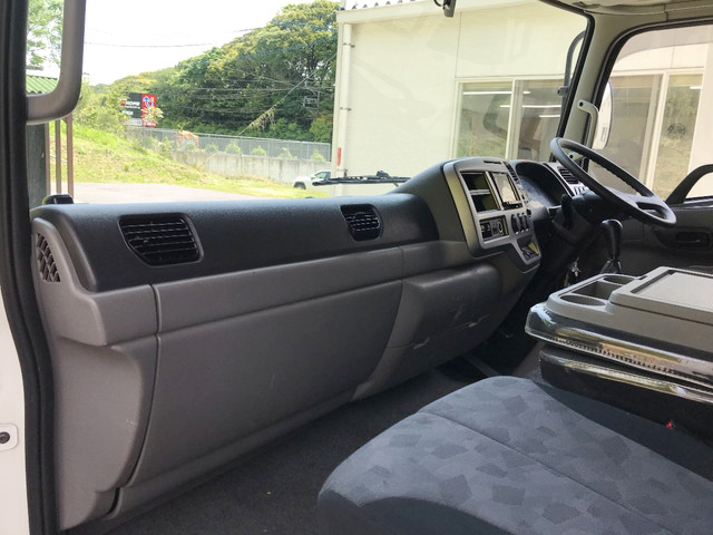 UDトラックスコンドルアルミバン中型（4t）[写真34]