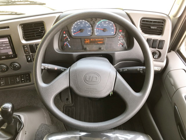 UDトラックスコンドルアルミバン中型（4t）[写真37]