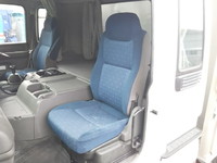 いすゞギガアルミウイング大型（10t）[写真35]