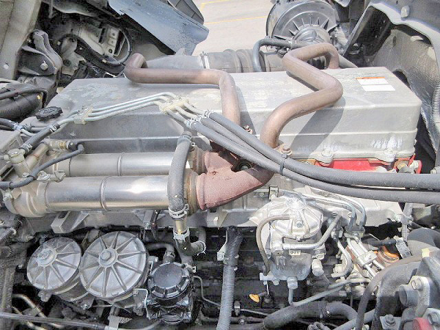 日野プロフィア幌ウイング大型（10t）[写真16]