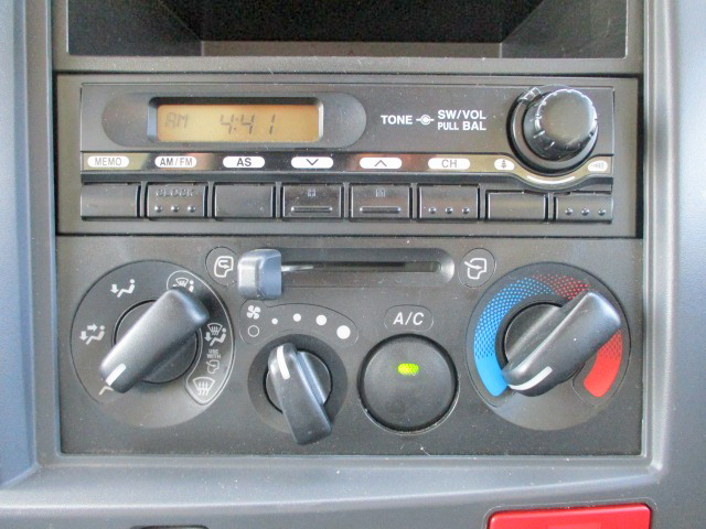 いすゞエルフアルミバン小型（2t・3t）[写真24]