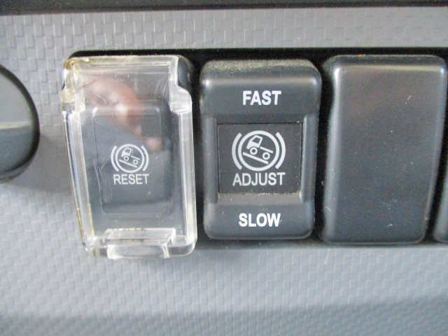 いすゞエルフアルミバン小型（2t・3t）[写真28]