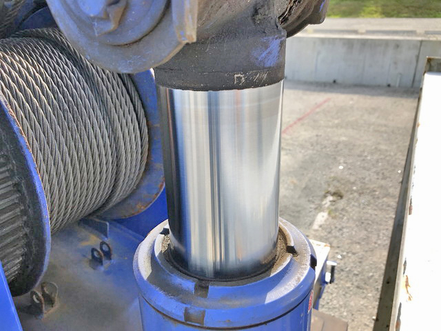 いすゞフォワードクレーン4段中型（4t）[写真17]