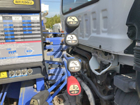 いすゞフォワードクレーン4段中型（4t）[写真18]