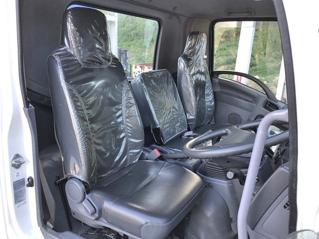 いすゞフォワードクレーン4段中型（4t）[写真31]