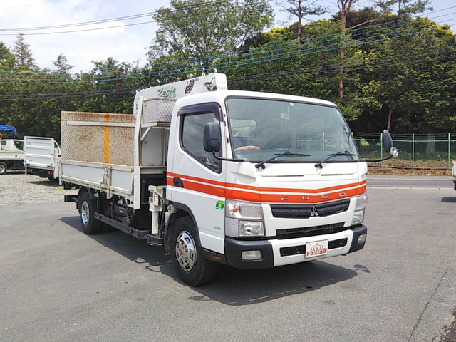 三菱ふそうキャンタークレーン4段小型（2t・3t）[写真03]