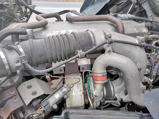 日野プロフィアアルミウイング大型（10t）[写真23]