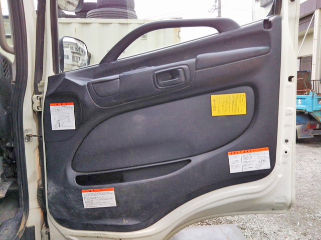 日野レンジャーダンプ中型（4t）[写真30]