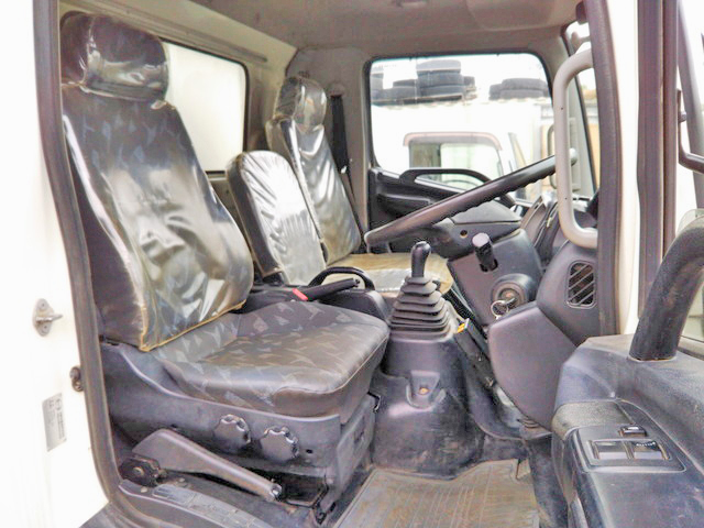 日野レンジャーダンプ中型（4t）[写真31]