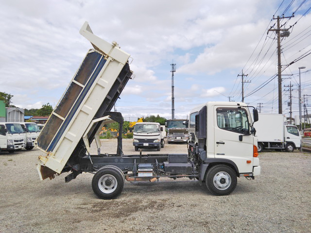 日野レンジャーダンプ中型（4t）[写真06]