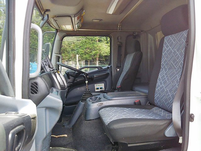 日野レンジャーユニック3段中型（4t）[写真32]