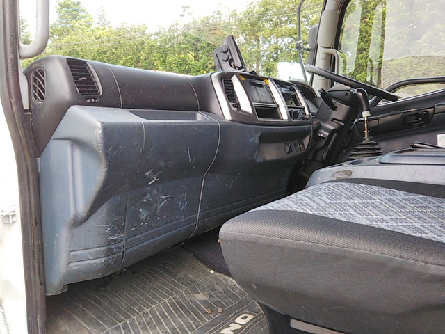 日野レンジャーユニック3段中型（4t）[写真33]