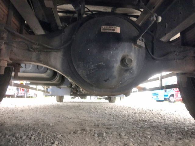 いすゞフォワードアルミウイング中型（4t）[写真24]