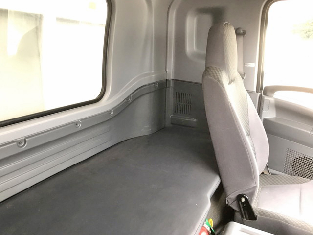 いすゞフォワードアルミウイング中型（4t）[写真33]