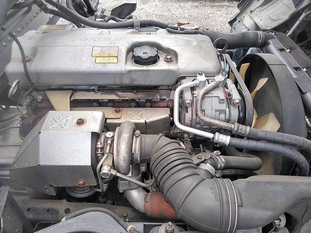 三菱ふそうキャンターアルミバン小型（2t・3t）[写真24]