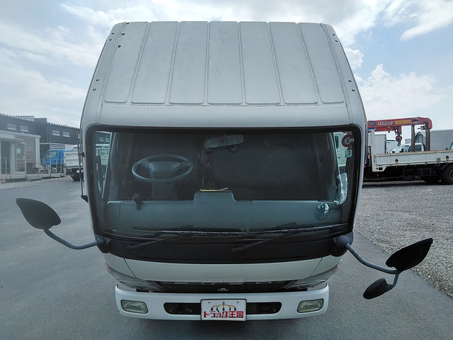 三菱ふそうキャンターアルミバン小型（2t・3t）[写真08]