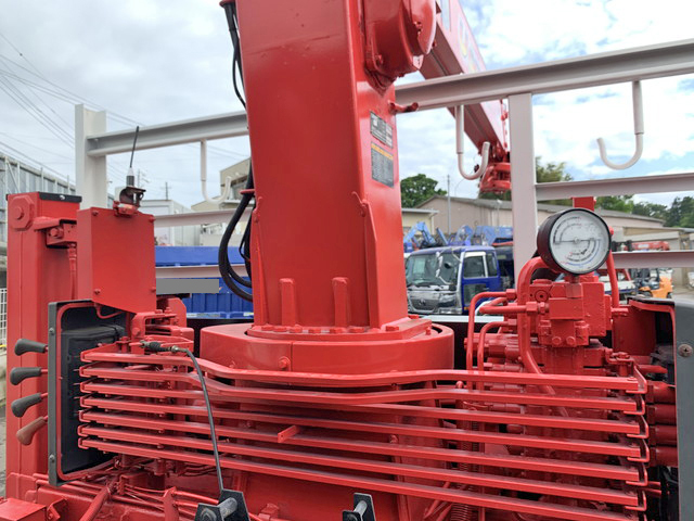 いすゞフォワードセルフクレーン4段増トン（6t・8t）[写真13]