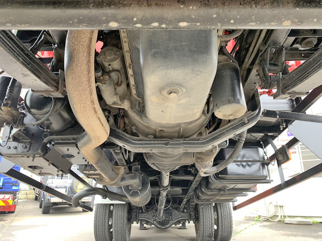 いすゞフォワードセルフクレーン4段増トン（6t・8t）[写真26]