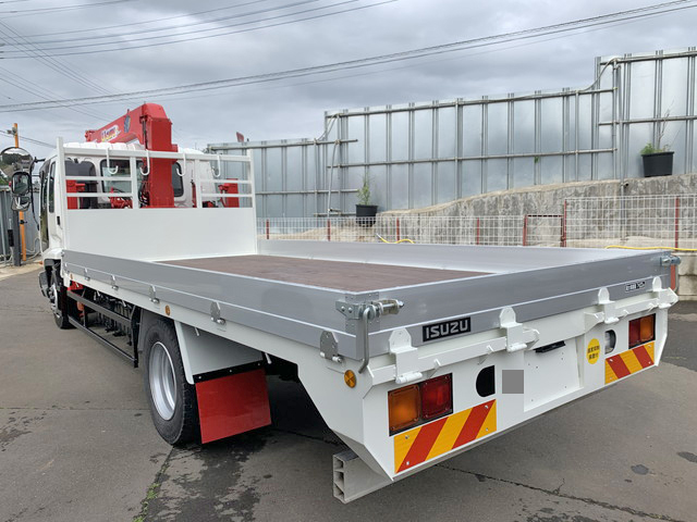 いすゞフォワードセルフクレーン4段増トン（6t・8t）[写真04]