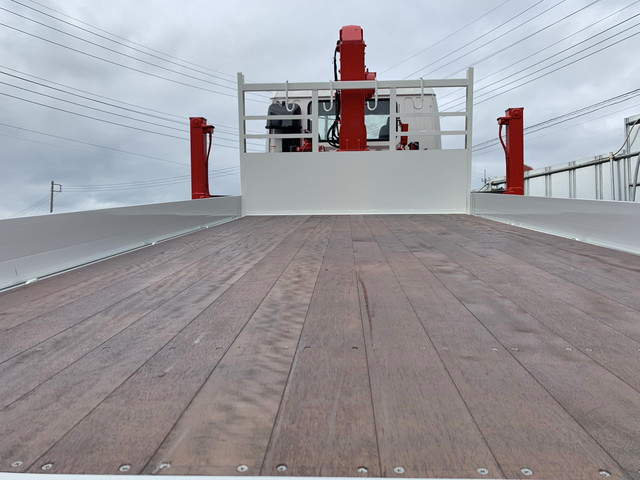 いすゞフォワードセルフクレーン4段増トン（6t・8t）[写真07]