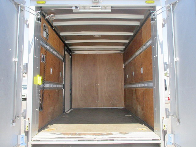 トヨタダイナパネルバン小型（2t・3t）[写真12]