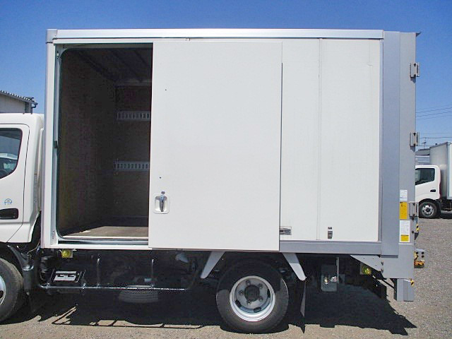 トヨタダイナパネルバン小型（2t・3t）[写真06]
