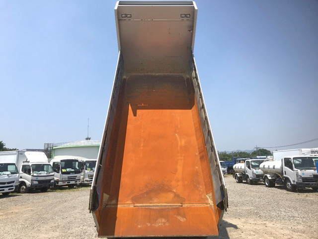 日野プロフィアダンプ大型（10t）[写真11]