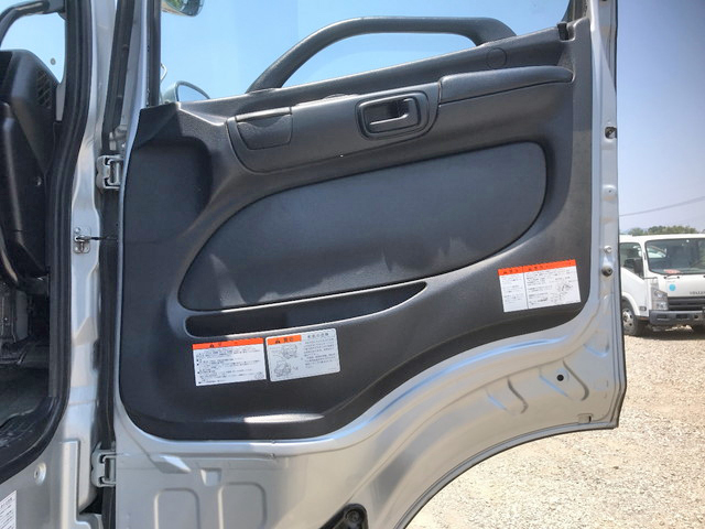 日野プロフィアダンプ大型（10t）[写真29]