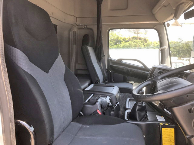 日野プロフィアダンプ大型（10t）[写真30]