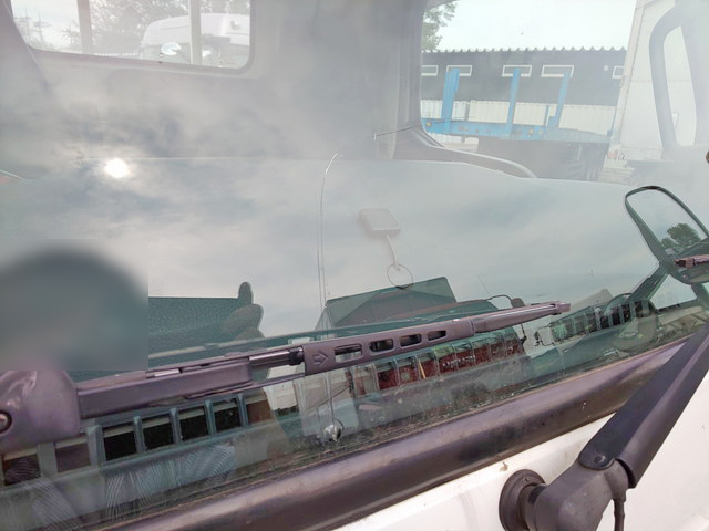 三菱ふそうキャンター平ボディ小型（2t・3t）[写真18]