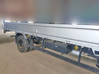 三菱ふそうキャンター平ボディ小型（2t・3t）[写真10]