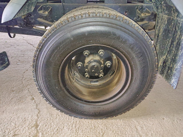 三菱ふそうキャンター平ボディ小型（2t・3t）[写真14]