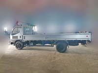 三菱ふそうキャンター平ボディ小型（2t・3t）[写真04]