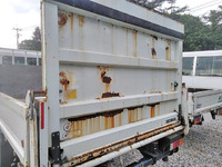 三菱ふそうキャンターダブルキャブ（Wキャブ）小型（2t・3t）[写真13]