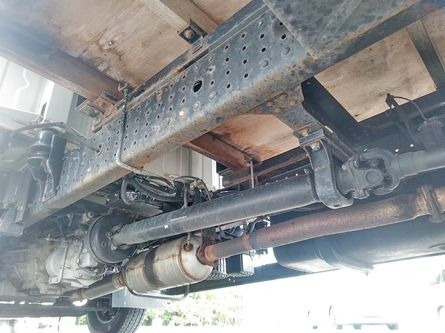 三菱ふそうキャンターダブルキャブ（Wキャブ）小型（2t・3t）[写真18]