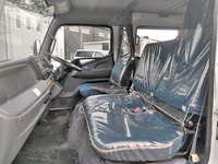 三菱ふそうキャンターダブルキャブ（Wキャブ）小型（2t・3t）[写真27]