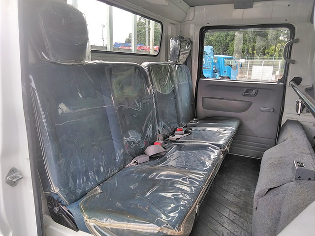 三菱ふそうキャンターダブルキャブ（Wキャブ）小型（2t・3t）[写真29]