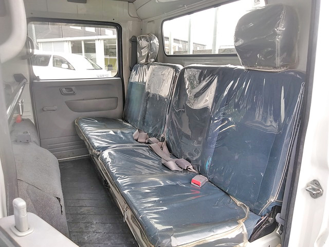 三菱ふそうキャンターダブルキャブ（Wキャブ）小型（2t・3t）[写真30]