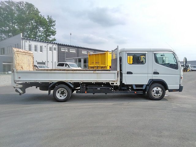 三菱ふそうキャンターダブルキャブ（Wキャブ）小型（2t・3t）[写真05]