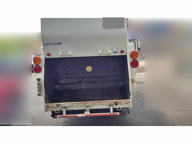 三菱ふそうキャンターパッカー車（塵芥車）小型（2t・3t）[写真06]